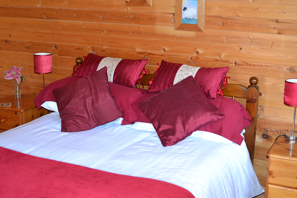 The Squirrels (Log Cabin)